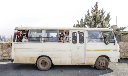 Syrische Kinder im Bus, Foto: Eric Greven