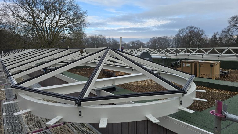 The substructure of the photovoltaic elements