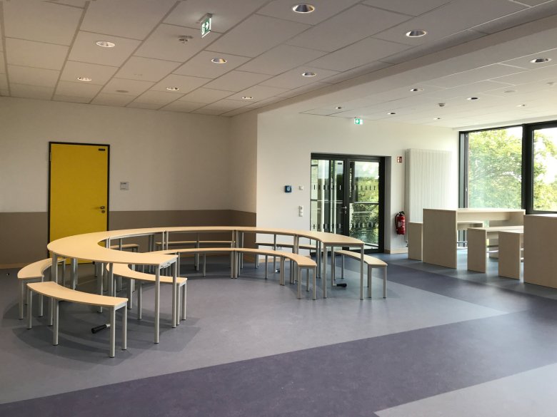 Gangolfsweg6_c_E26_2026_08 Multipurpose Room on the Upper FloorMultipurpose Room on the Upper Floor with an Open Learning Area