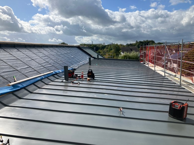 The roof work is progressing.