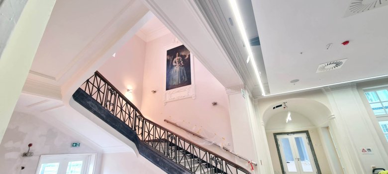 One of the main staircases in the entrance area