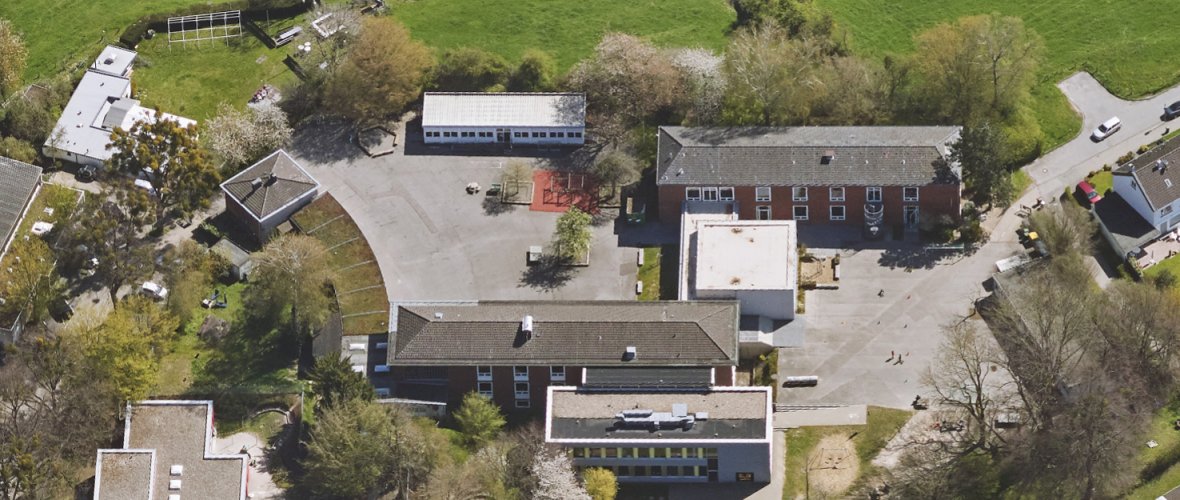 Aerial view of the GGS Am Höfling