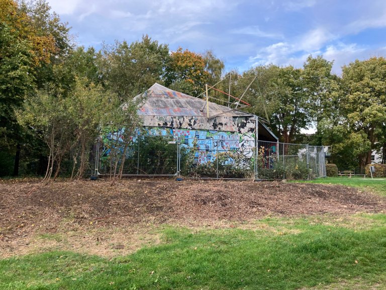Creative House Moltkepark Ruin in the park