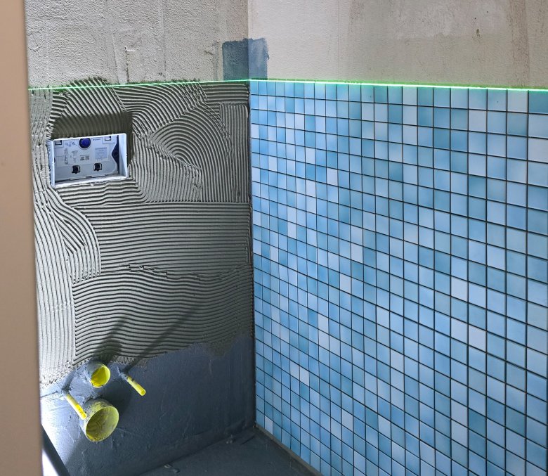 Les premiers carreaux dans la zone du personnel