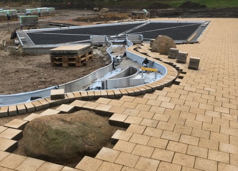 Travaux sur le ruisseau et l'espace enfants