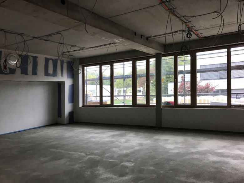 Les travaux de plâtrage et de chape ont été réalisés.