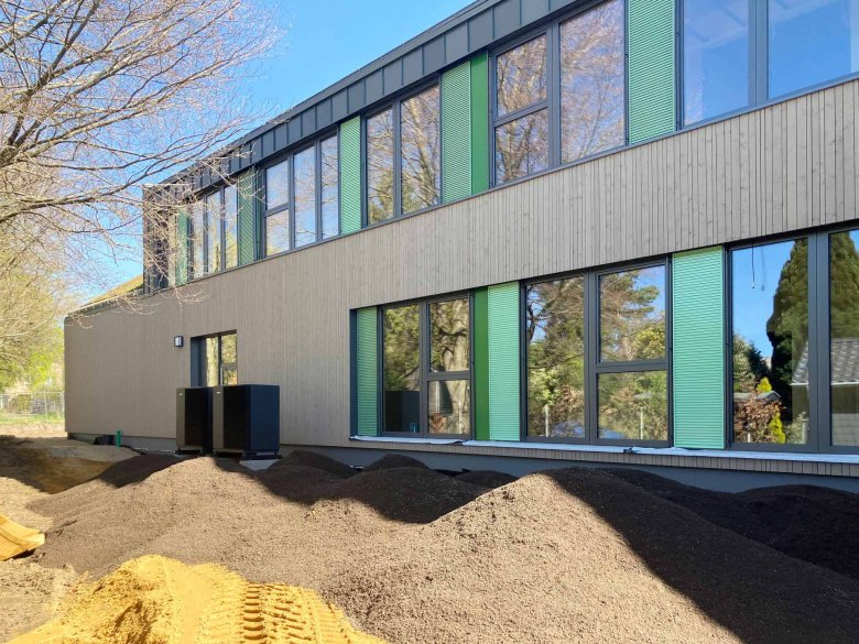 Les travaux d'aménagement extérieur ont commencé.