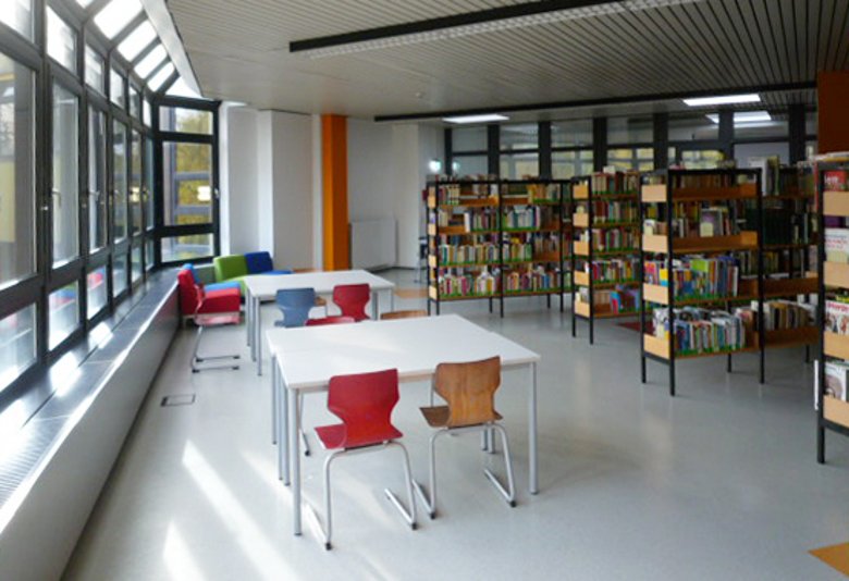 Bibliothèque places assises