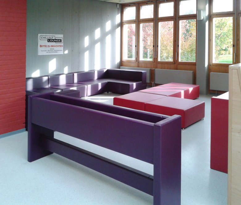 Le coin des chaises de la cantine