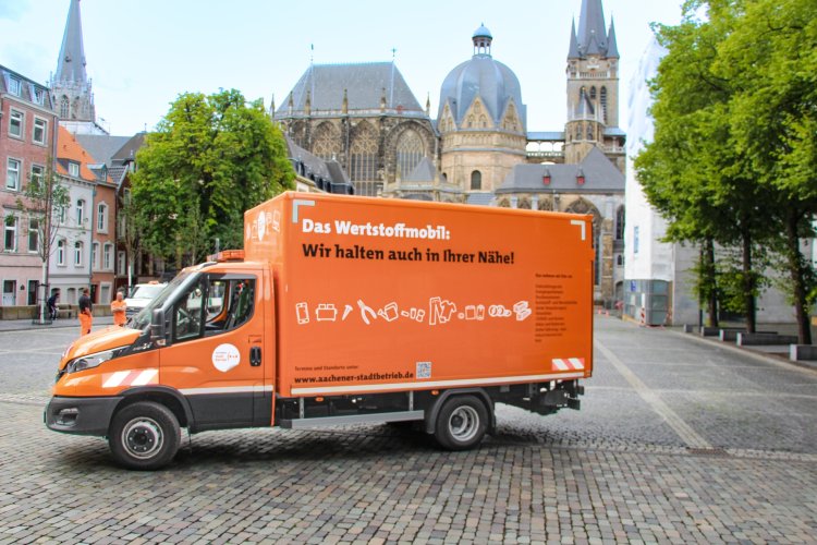 Mobile pour les matières recyclables