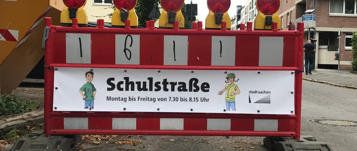 Slagboom in de Schulstraße