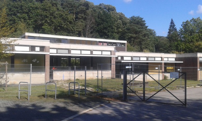 Bestand_KGS_Bildchen_c_E26_2020 Bestaand aanzicht van de oude basisschool