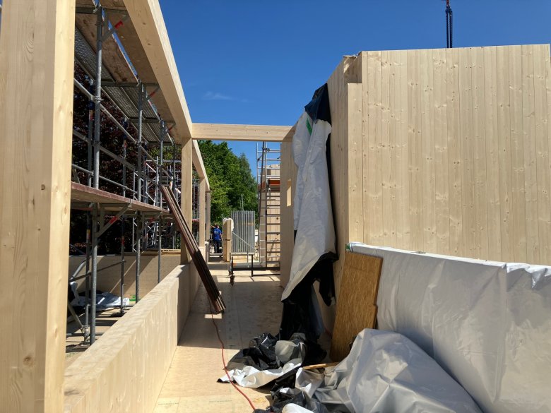 Flur_im_OG_c_E26_2025_04_29 Gang op de bovenverdieping