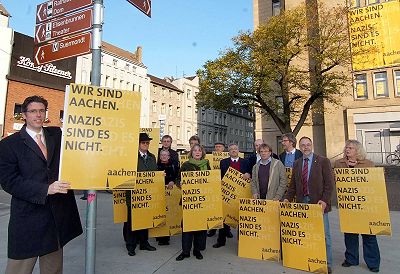 Oberbürgermeister Marcel Philipp unterstützt die Aktion "Wir sind Aachen. Nazis sind es nicht."
