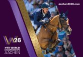 Ein Mock Up zur Reit-WM 2026 in Aachen mit der Aufschrift "FEI World Championships Aachen". Das Bild ist eine Komposition aus einer lilafarbigen Grafik und einem realen Foto eines Springreiters mit Pferd.