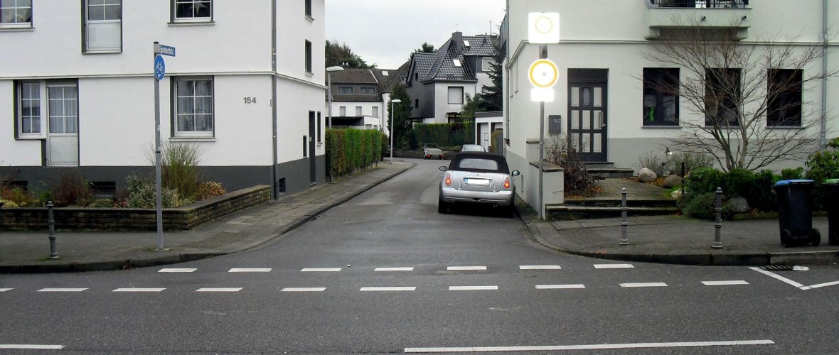 Eginhardstraße nach Fertigstellung Eginhardstraße nach Fertigstellung