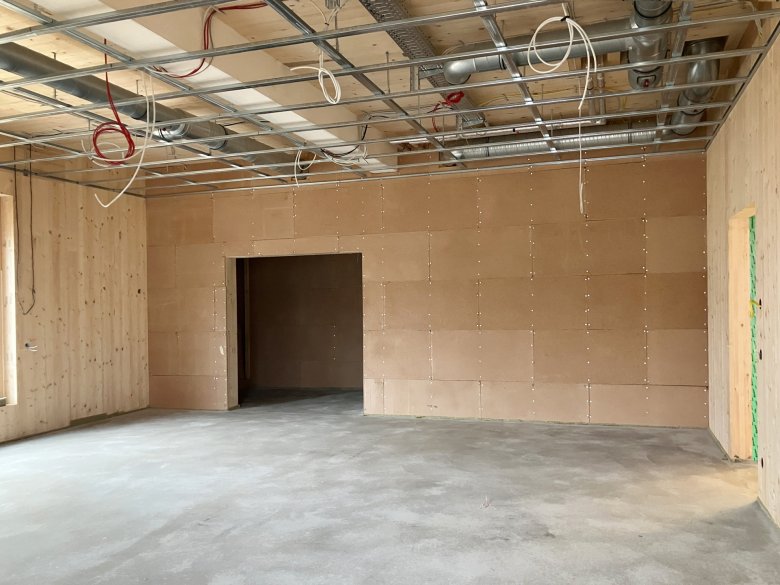 UKundEstrich_c_E26_2025_12_23 Die Unterkonstruktion für die Decke wurde erstellt.