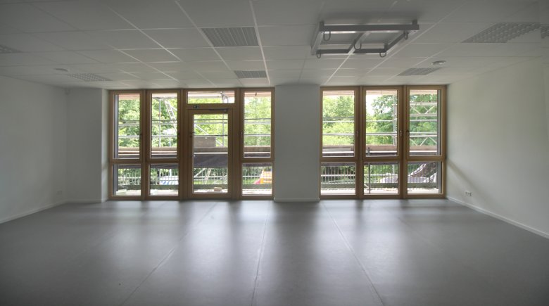Mehrzweckraum_Fenster_c_E26_2020_06