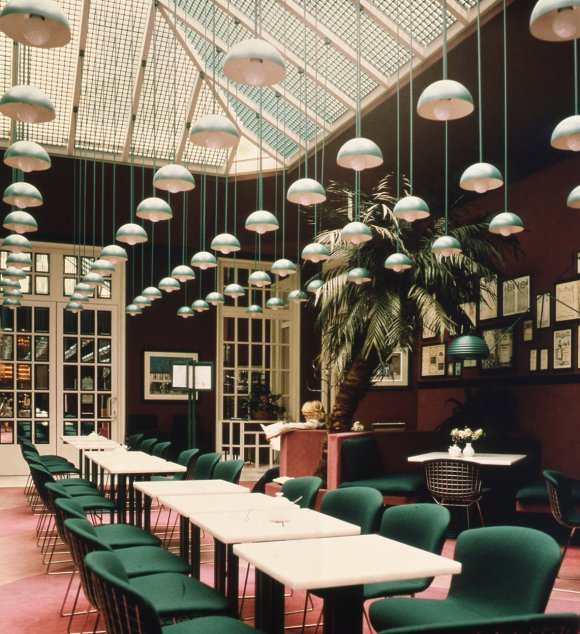 Das Restaurant im rechten Innenhof
