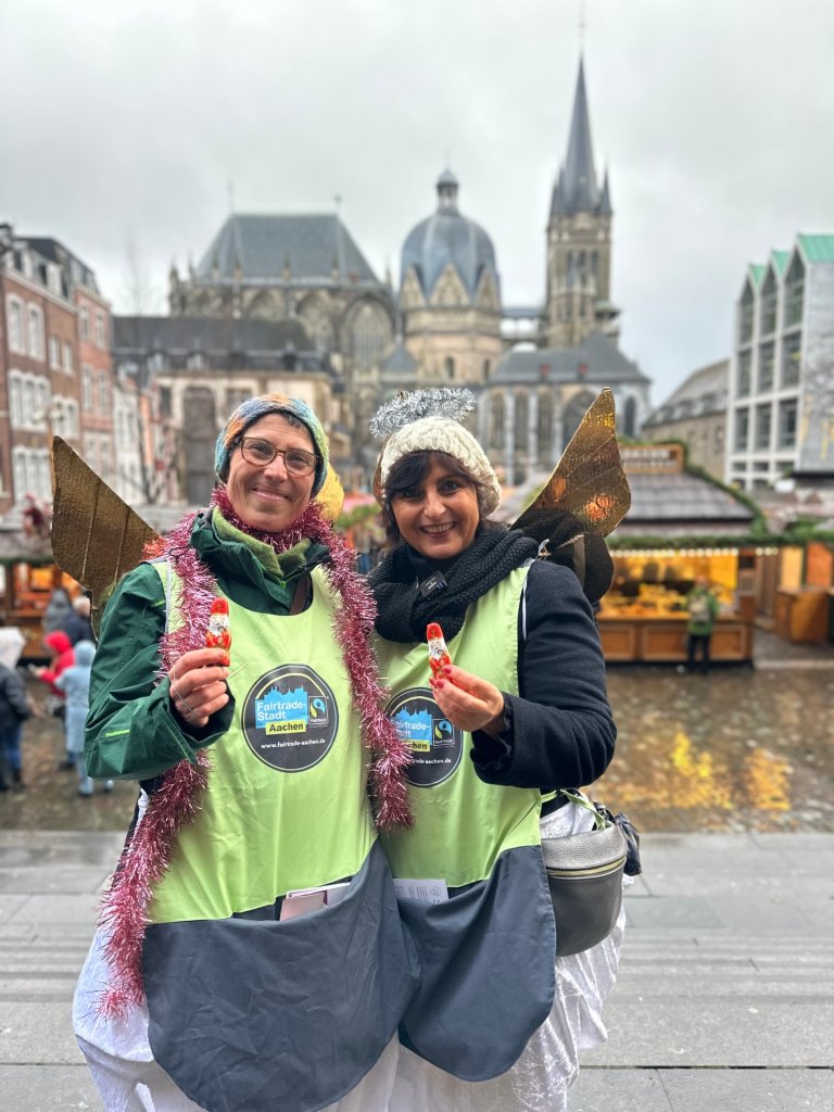 links Fabiola Blum, rechts Mona Pursey